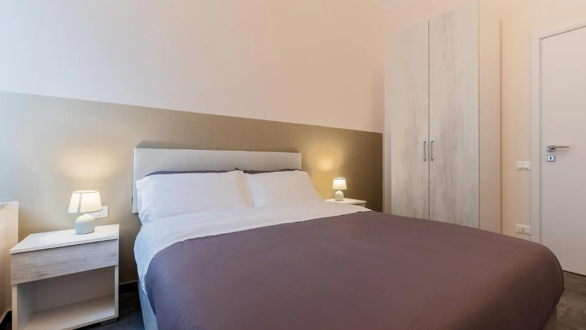 Palazzo Falcone Apartments Palermo 0*,